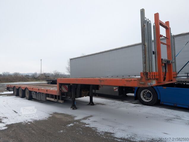 Tieflader-Sattelauflieger Möslein STR3