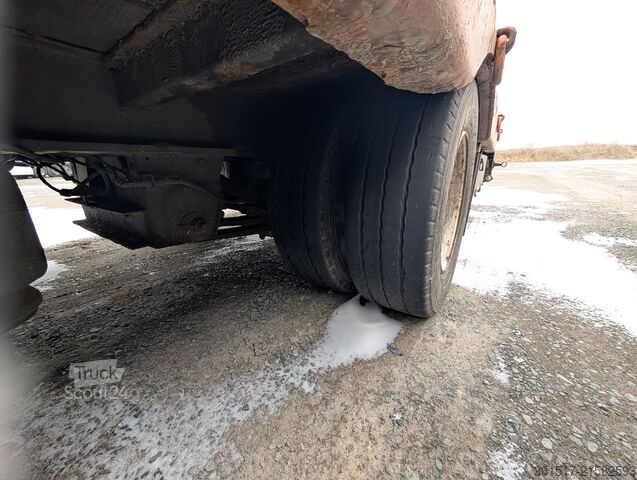 Tieflader-Sattelauflieger Möslein STR3