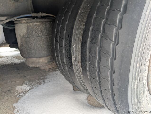 Tieflader-Sattelauflieger Möslein STR3