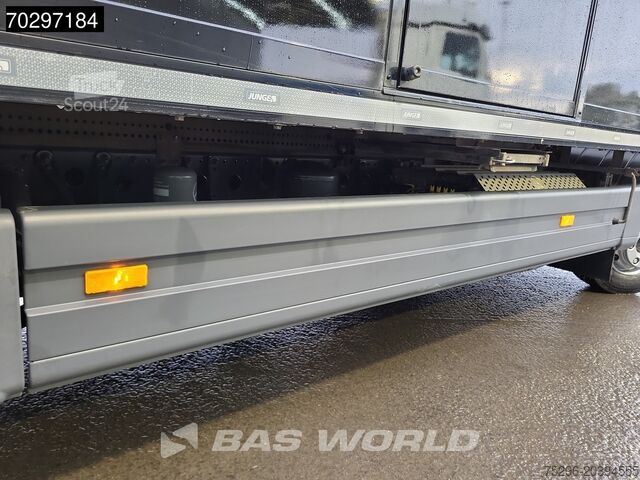 Koffer Mercedes Atego 1221 4X2 Ladebordwand Euro 6
