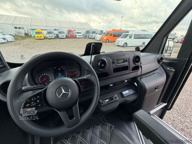 Microbuz MERCEDES-BENZ Sprinter 519 CDI 31 Sitzplätze VIP Kofferraum