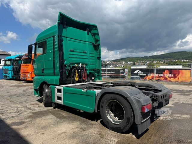 Tractor estándar MAN 18.420 LL