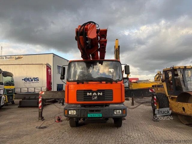 Kranbil MAN 26.364 6x4