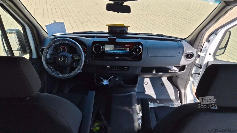 Microbuz MERCEDES-BENZ Sprinter Elektro 9 Sitzer Bürgerbus