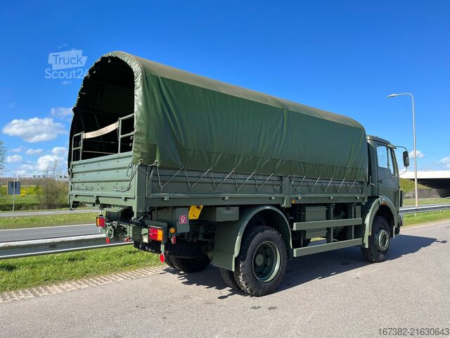 MERCEDESBENZ 1017 4X4 ex armată recondiționat MercedesBenz 1017 4X4 ex army reconditioned