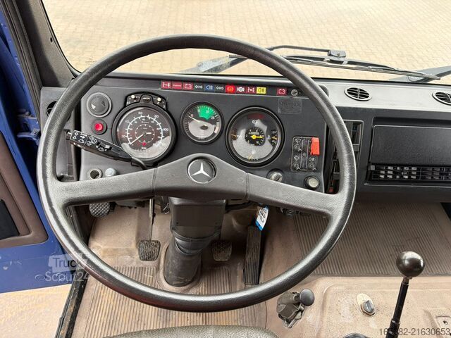 MercedesBenz 1017 4x4 niebieski Mercedes-Benz 1017 4X4 blue