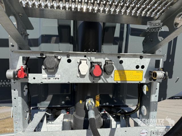 Полуремарке самосвал Schmitz Cargobull Tipper Steel half pipe body 24m³