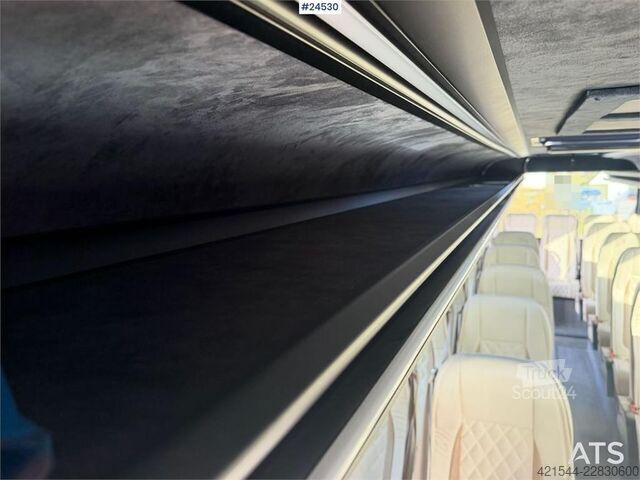 Minibus Mercedes-Benz Cento Bus Evolve with 31+1+1 seats and two sets of