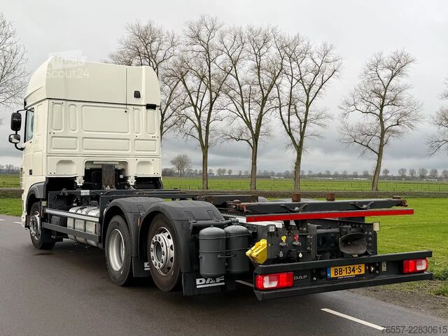 Alusta ja ohjaamo DAF XF 480 XF480.  10-2021