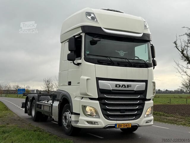 Alusta ja ohjaamo DAF XF 480 XF480.  10-2021
