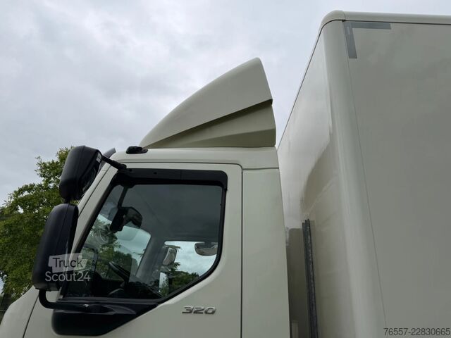 Kofer DAF CF 320 LF.320.19 EURO6. 99823 km!