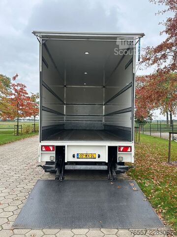Matkalaukku Pacton PACTON GESLOTEN AANHANGER MET LAADKLEP