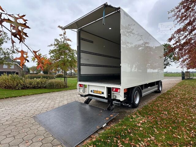 Matkalaukku Pacton PACTON GESLOTEN AANHANGER MET LAADKLEP