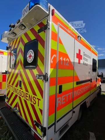 Пожарна кола MERCEDES-BENZ Sprinter II 516 *KTW/RTW/RETTUNGSFAHRZEUG*KOFFER