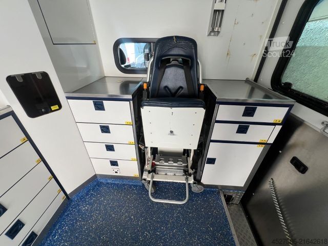 Пожарна кола MERCEDES-BENZ Sprinter II 516 *KTW/RTW/RETTUNGSFAHRZEUG*KOFFER