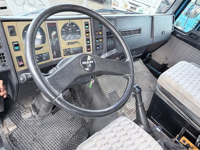 Lastbilsmonterad kran MAN 27-402 KIPPER+LANGARMKRAN PALFINGER 33000*1996*