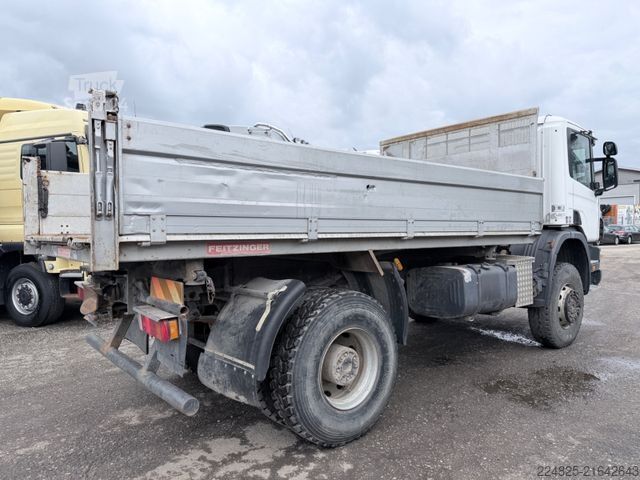 Tippbil SCANIA P124 CB 4X4 DREISEITENKIPPER*1998*EURO2*