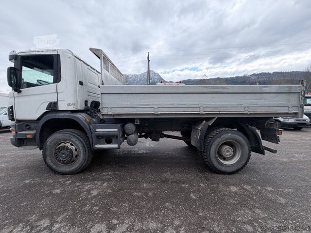 Tippbil SCANIA P124 CB 4X4 DREISEITENKIPPER*1998*EURO2*