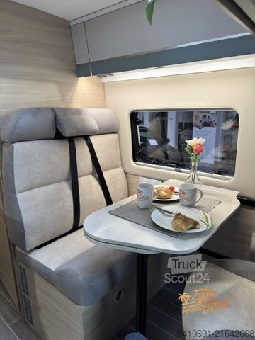 Kamper kombi FORSTER Livin Up Pro FV 636 EBL VIBE Edition Markise RFK