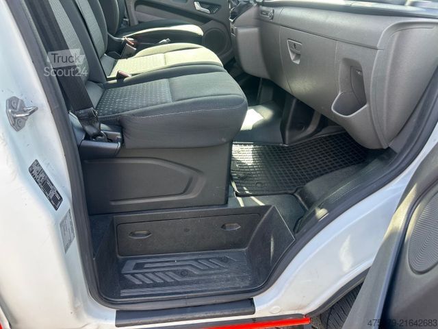 Vatrogasno vozilo FORD Transit Custom / Rettungswagen / Liege / KTW