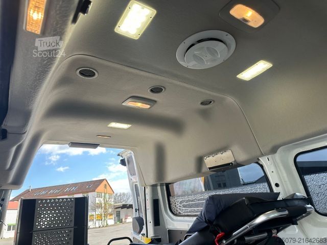 Vatrogasno vozilo FORD Transit Custom / Rettungswagen / Liege / KTW