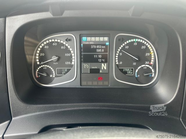 Furgon sa rashladnim sandukom MERCEDES-BENZ Atego 818 / Carrier 600 MT / LBW