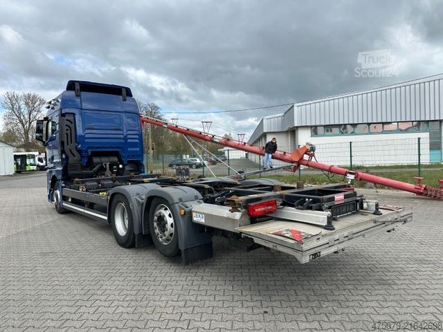 Kamion sa zamjenjivom nadogradnjom MAN TGX 26.510 / LBW