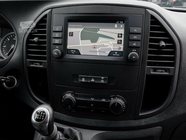 Anpassad skåpbil Mercedes-Benz Vito116CDI KA lang,Kamera,Tempomat,Klima