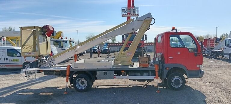 Furgoneta caja Nissan Cabstar Multitel 160 ALU DS - 16m