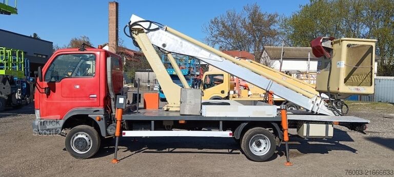 Furgoneta caja Nissan Cabstar Multitel 160 ALU DS - 16m