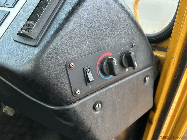 Standard-SZM Terberg YT 182 / Cummins / Allison / 2008 / Terminal Tr...