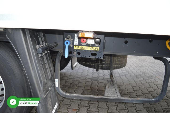 Semirremolque frigorífico KRONE SDR Cool Liner FP 60 ThermoKing SLXi 300