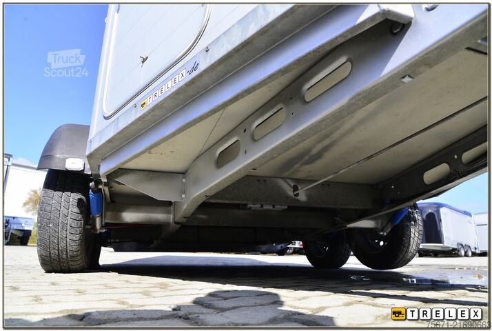 At taşıma römorku Humbaur Xanthos 2400