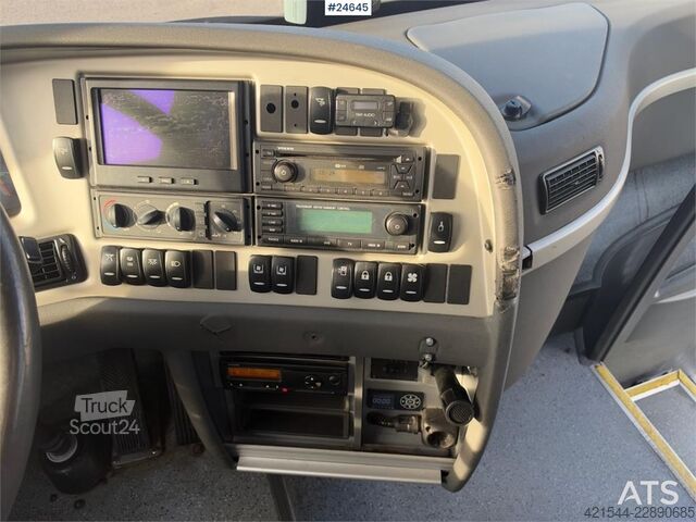 Autokar Volvo 9700S – 59 + 1 miejsc OBEJRZYJ WIDEO Volvo 9700S Coach – 59 + 1 Seats WATCH VIDEO