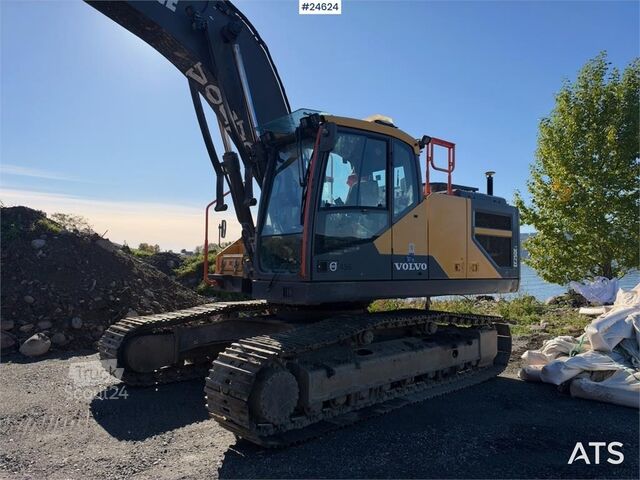 Excavator pe șenile Volvo EC250EL Excavator with GPS, Tiltrotator and 2 Buck