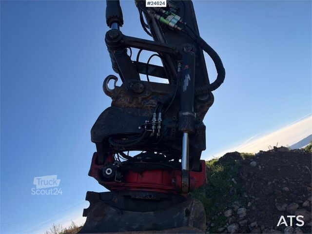 Excavator pe șenile Volvo EC250EL Excavator with GPS, Tiltrotator and 2 Buck