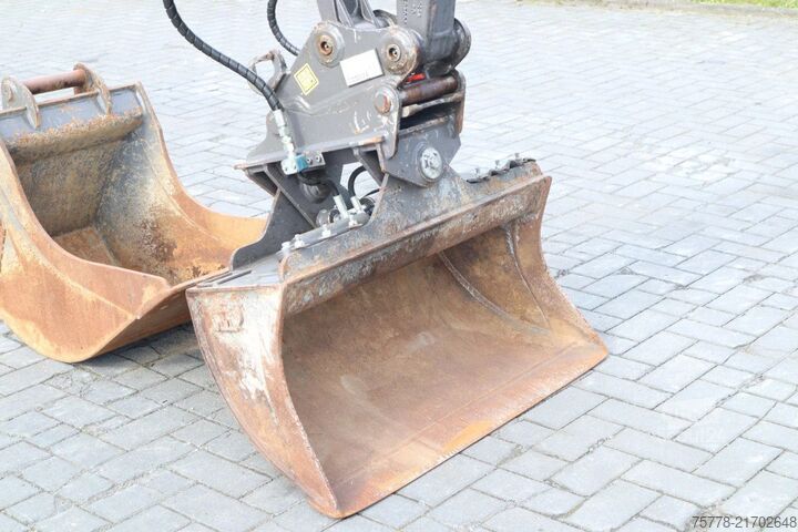 Rupsgraafmachine Volvo ECR25 ELECTRIC | JECR25D | TILTBUCKET | BUCKET ...