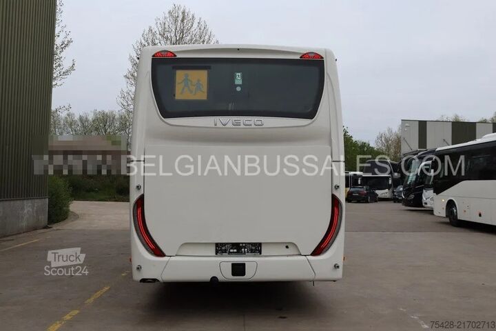Intercitybus Iveco Crossway 13m Pop Light / Double middle door / N...