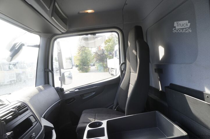  Mercedes-Benz Atego 1323 / Cazaux 17 EPAL refrigerator