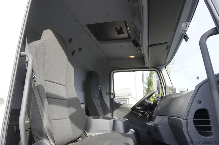  Mercedes-Benz Atego 1323 / Cazaux 17 EPAL refrigerator