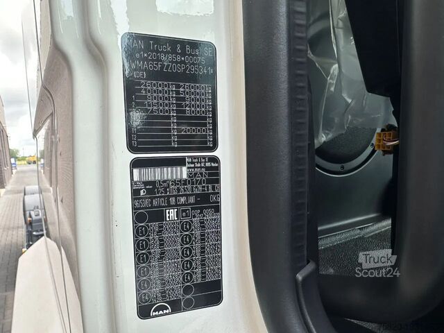 Chassis met cabine MAN TGS 26.520 6X2H-4 BL CH HYDRO DRIVE CHASSIS CAB...