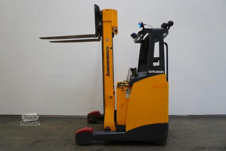 Chariot à mât rétractable Jungheinrich ETV216