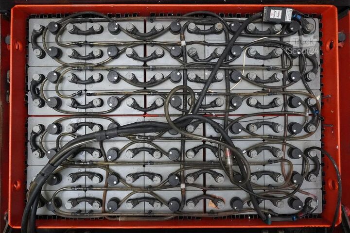 Gaffeltruck Linde P 250 127