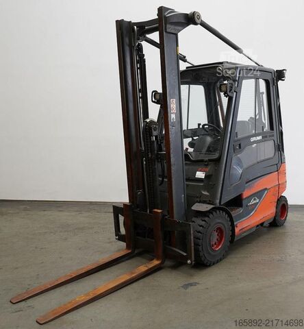 Gaffeltruck Linde E 25 387