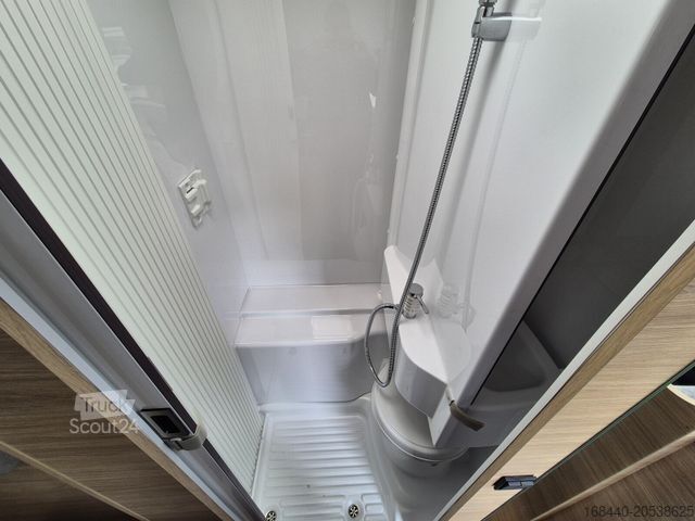 Polointegrovaný karavan CHAUSSON Teilintegriert S697 Automatik/Solar/Lithium