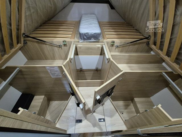 Teilintegriertes Wohnmobil CHAUSSON Teilintegriert Titanium Line 797 Modell 2026