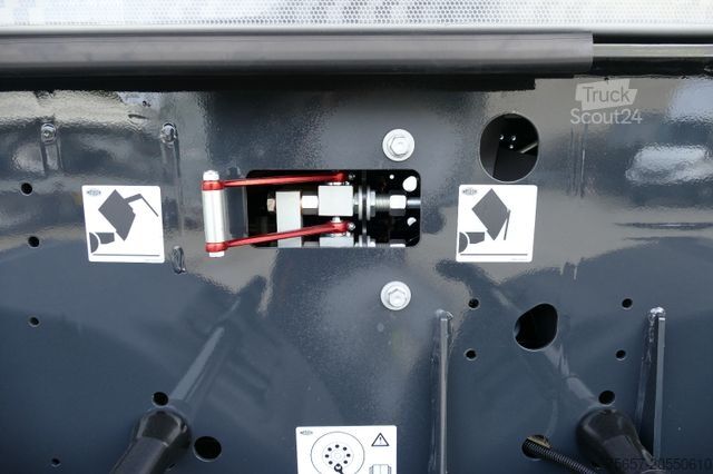 Semi-remorque benne MEILLER 3-achs Stahlm. mit E-Verdeck u. hydr. Heckklappe