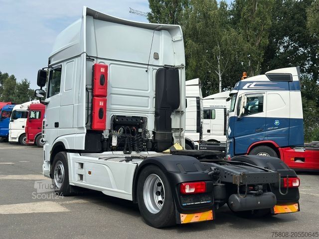 Стандартный седельный тягач DAF XF530 FT SSC ACC LDWS Standklima 2 Tank Retarder