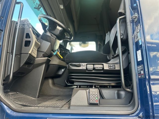 Standard dragbil MAN TGX 18.510 XXL Intarder ACC LGS Standklima Navi