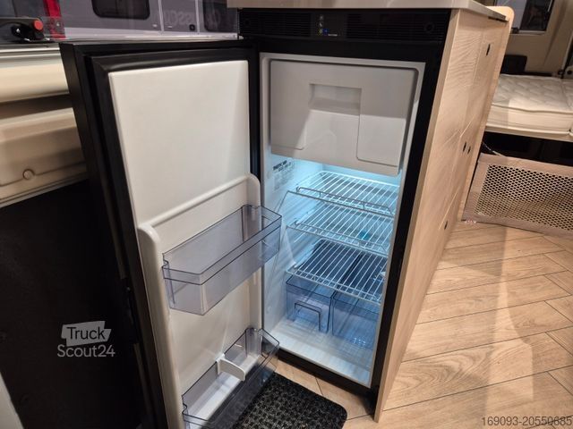 Camper CHAUSSON V594M Light First Line *MJ26*140PS*200W Solar